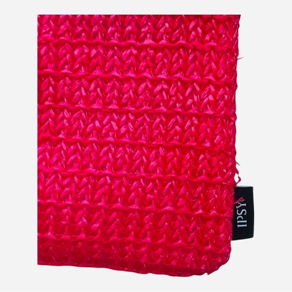 Ipsy vibrant hot pink make up glam bag March 2025 zipper plastic fabric - Picture 6 of 7